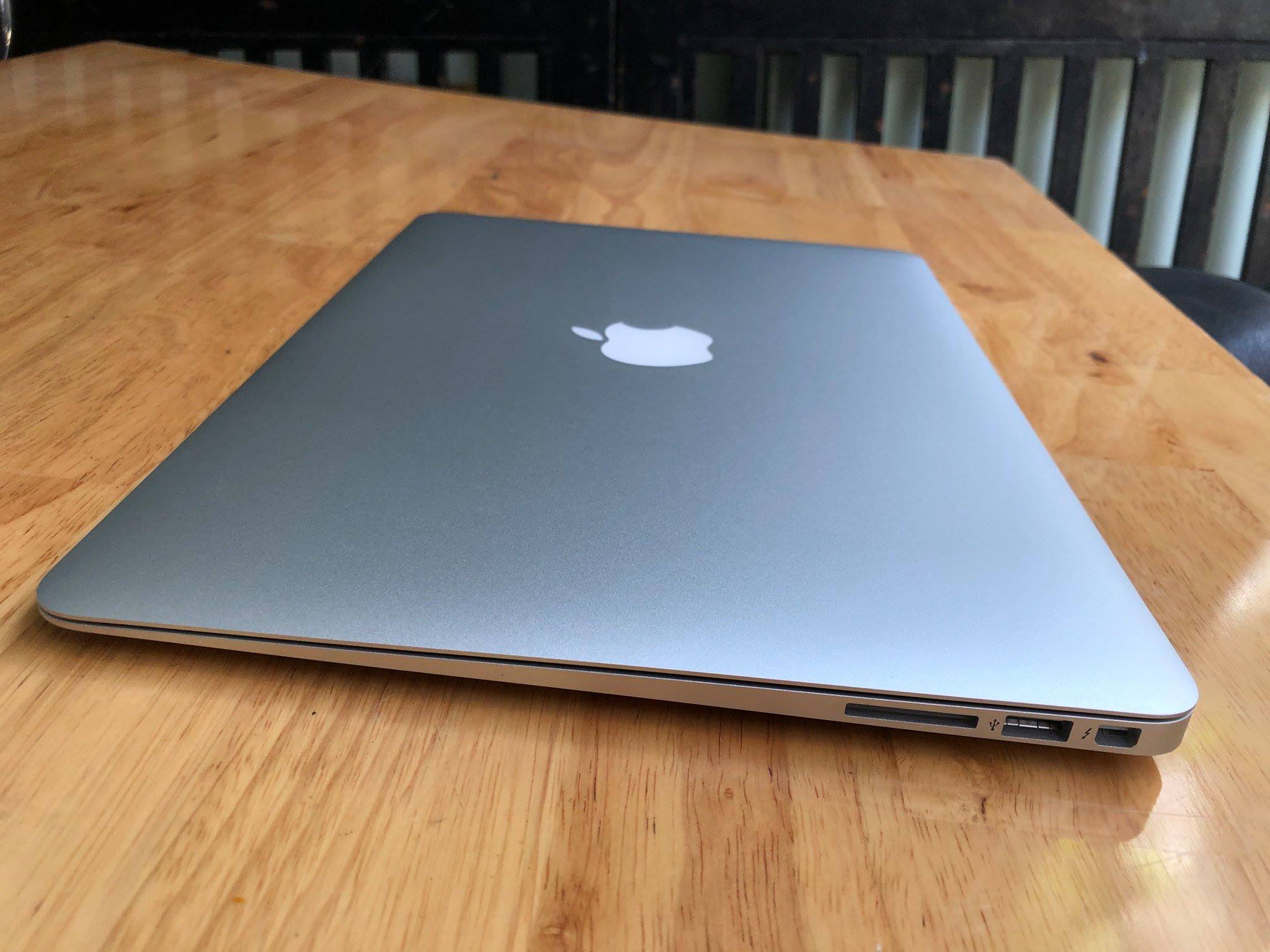 Laptop Macbook Air 2017, Core i5 – 1.8G, 8G, 256G, 13.3in - 6