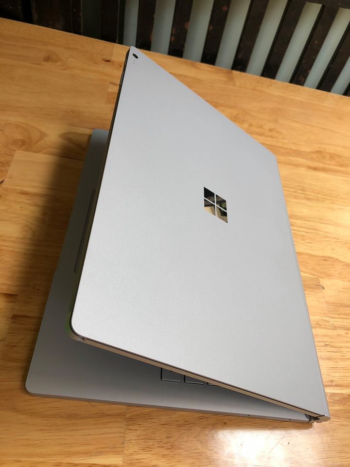 Microsoft Surface Pro, Surface Laptop, Surface book - 37