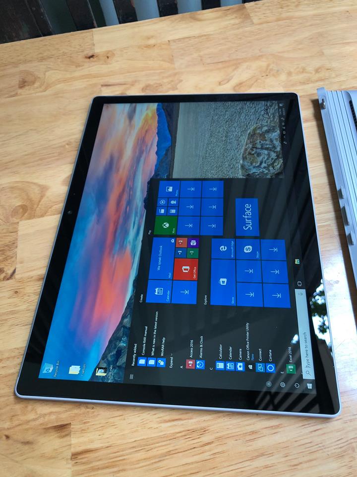 Microsoft Surface Pro, Surface Laptop, Surface book - 9