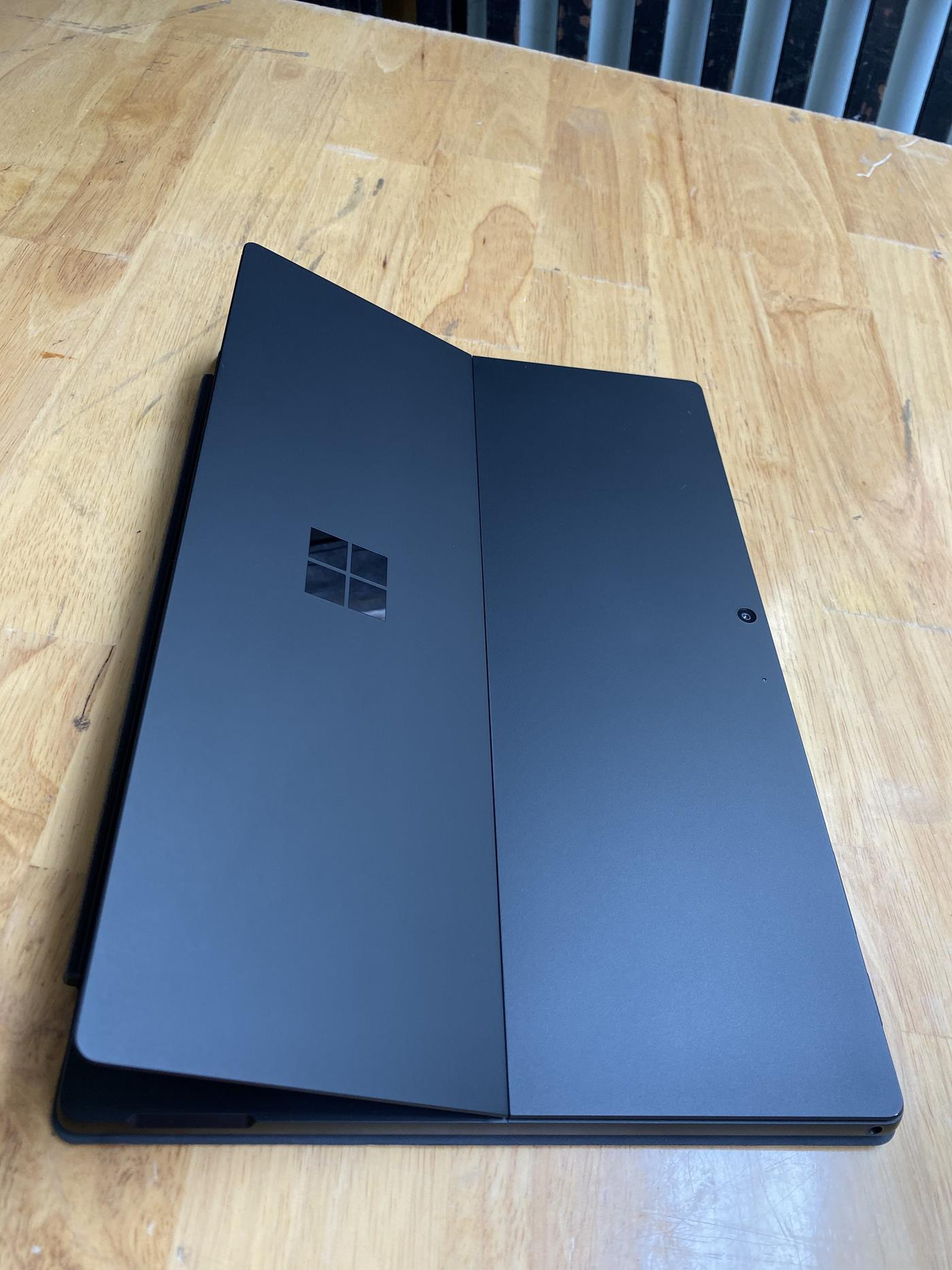 Microsoft Surface Pro, Surface Laptop, Surface book - 6