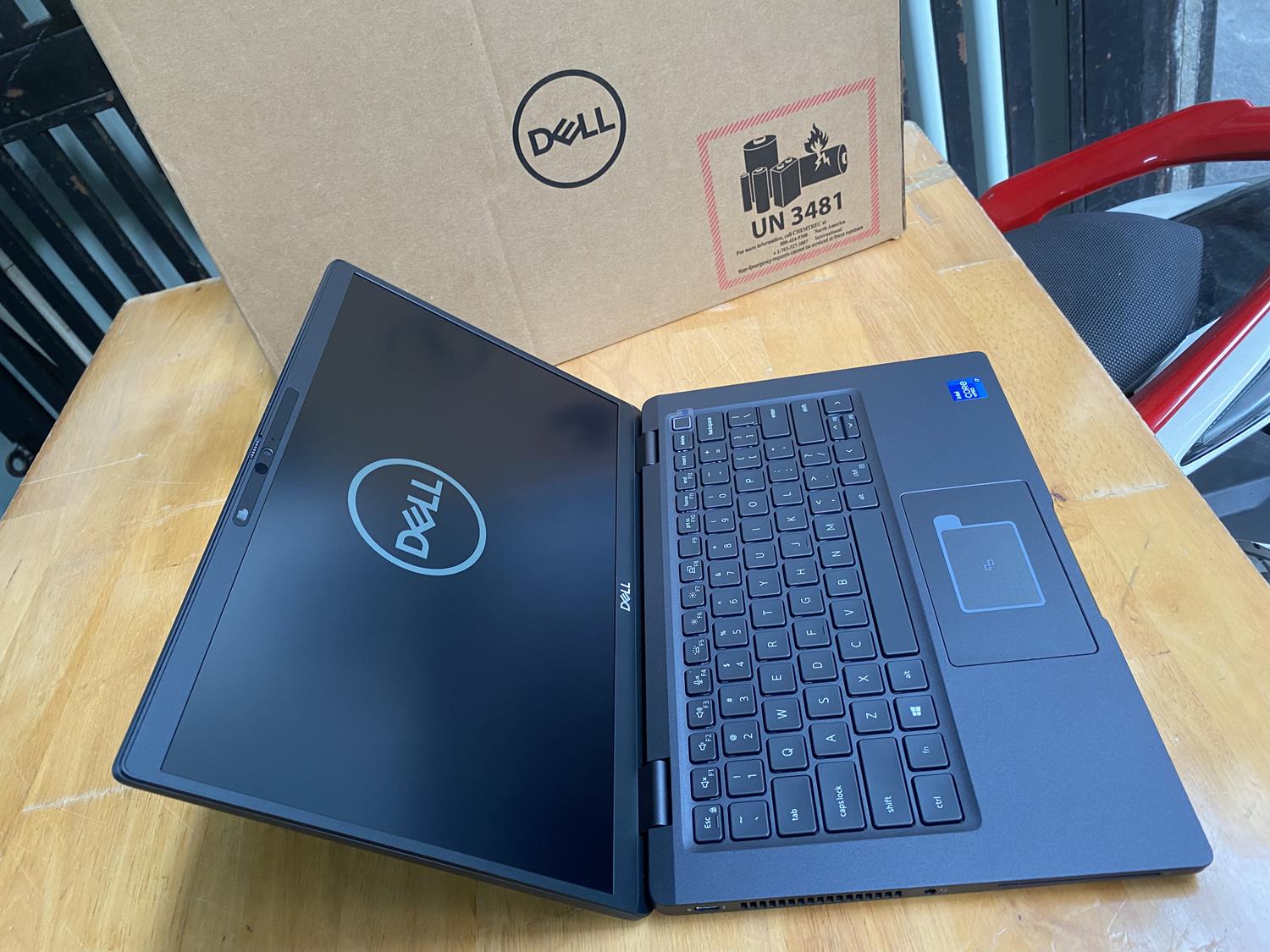 Dell Latitude 7320 Core i7 (4) - laptop cũ giá rẻ