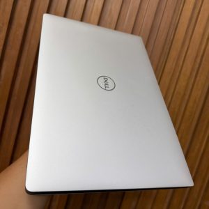 Dell Precision 5530 Xeon 1