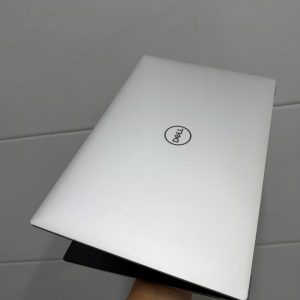 Dell Xps 9520 1