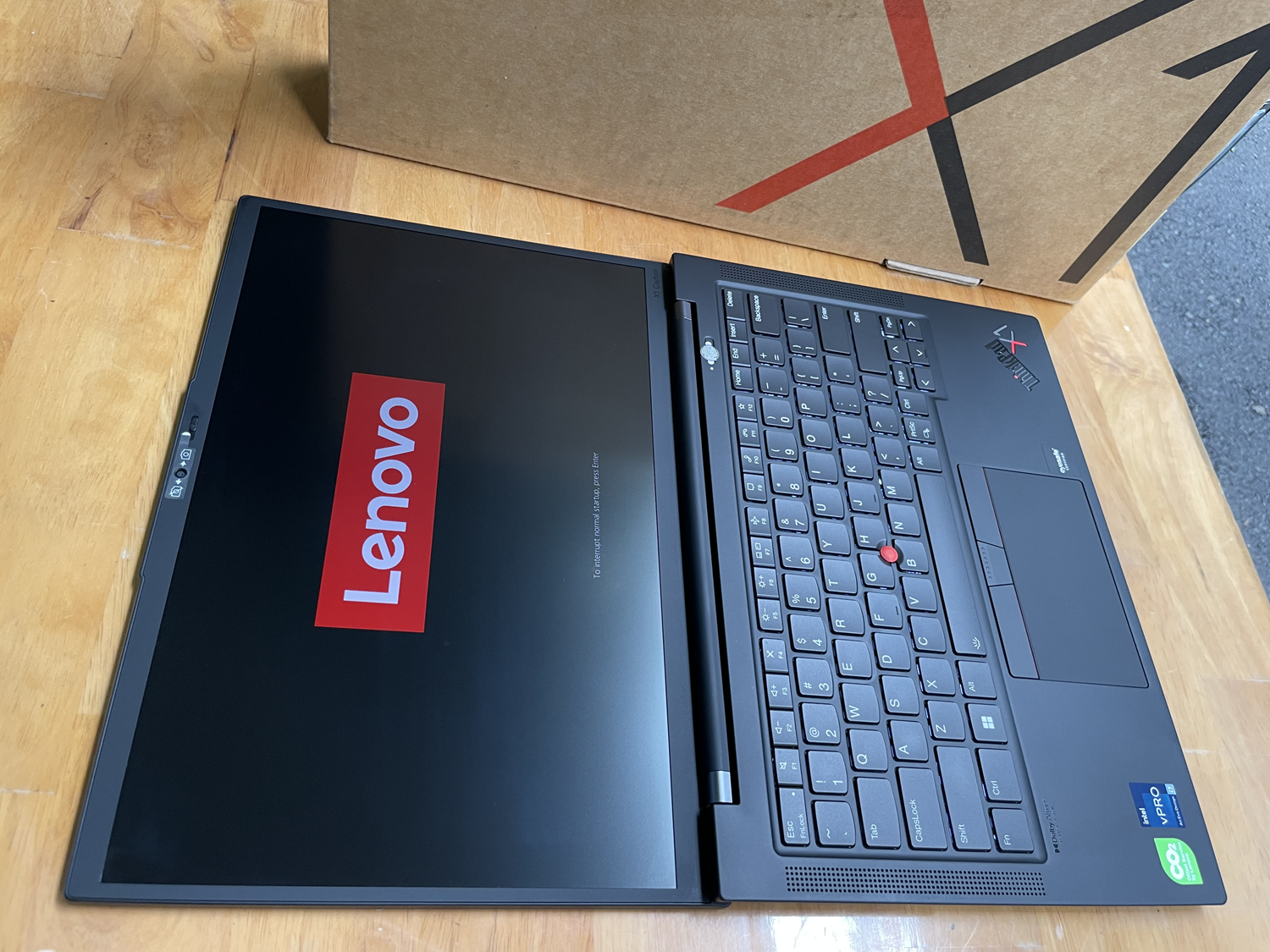 ==> Lenovo Thinkpad X1 Carbon Gen 10, core i7 1265u, 16G, 512G, new seal 100% - 5
