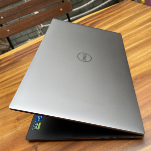 Dell Precision 5760 4k 1