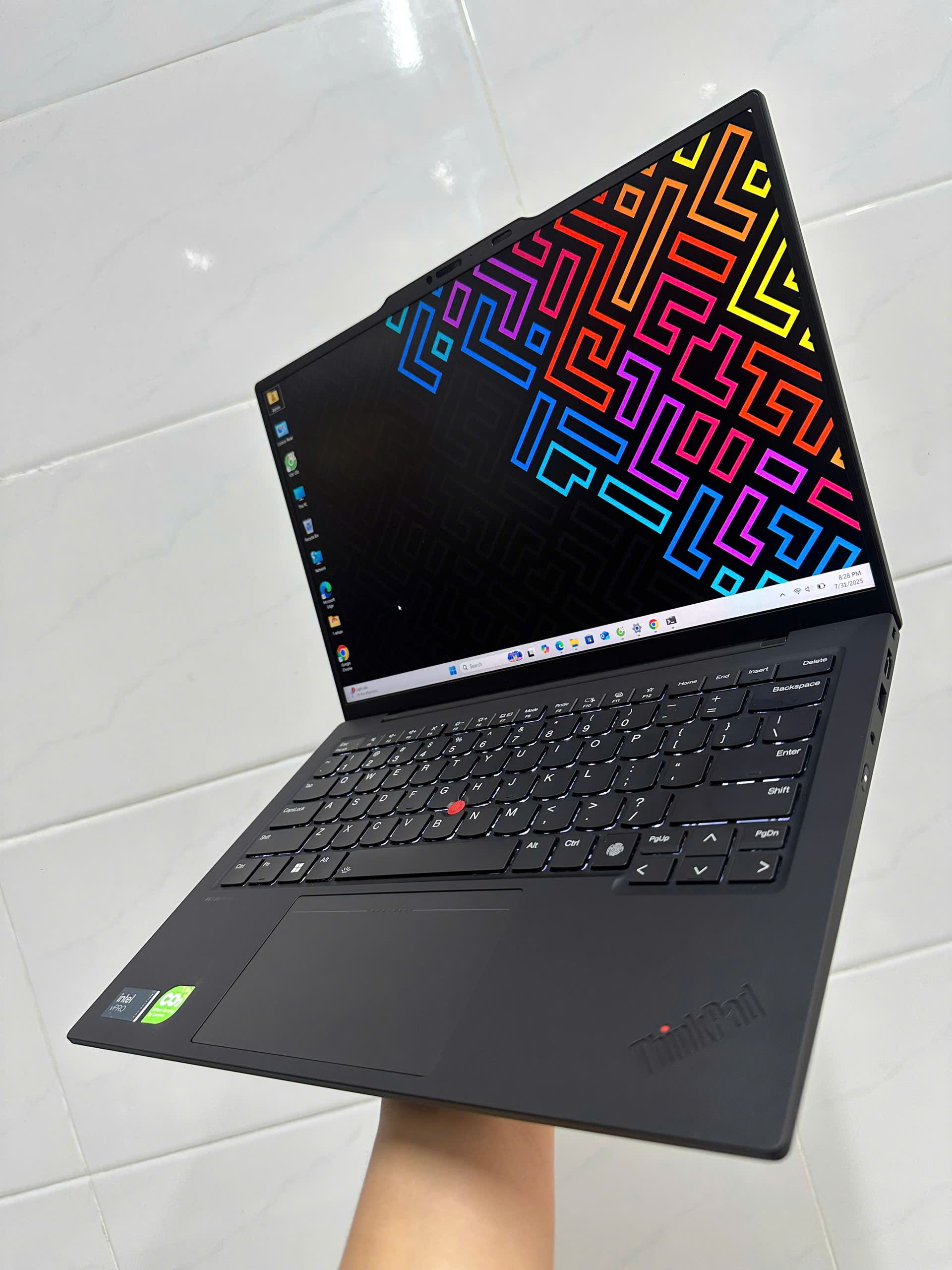 Thinkpad X1 Carbon Gen 12 Haptic 3