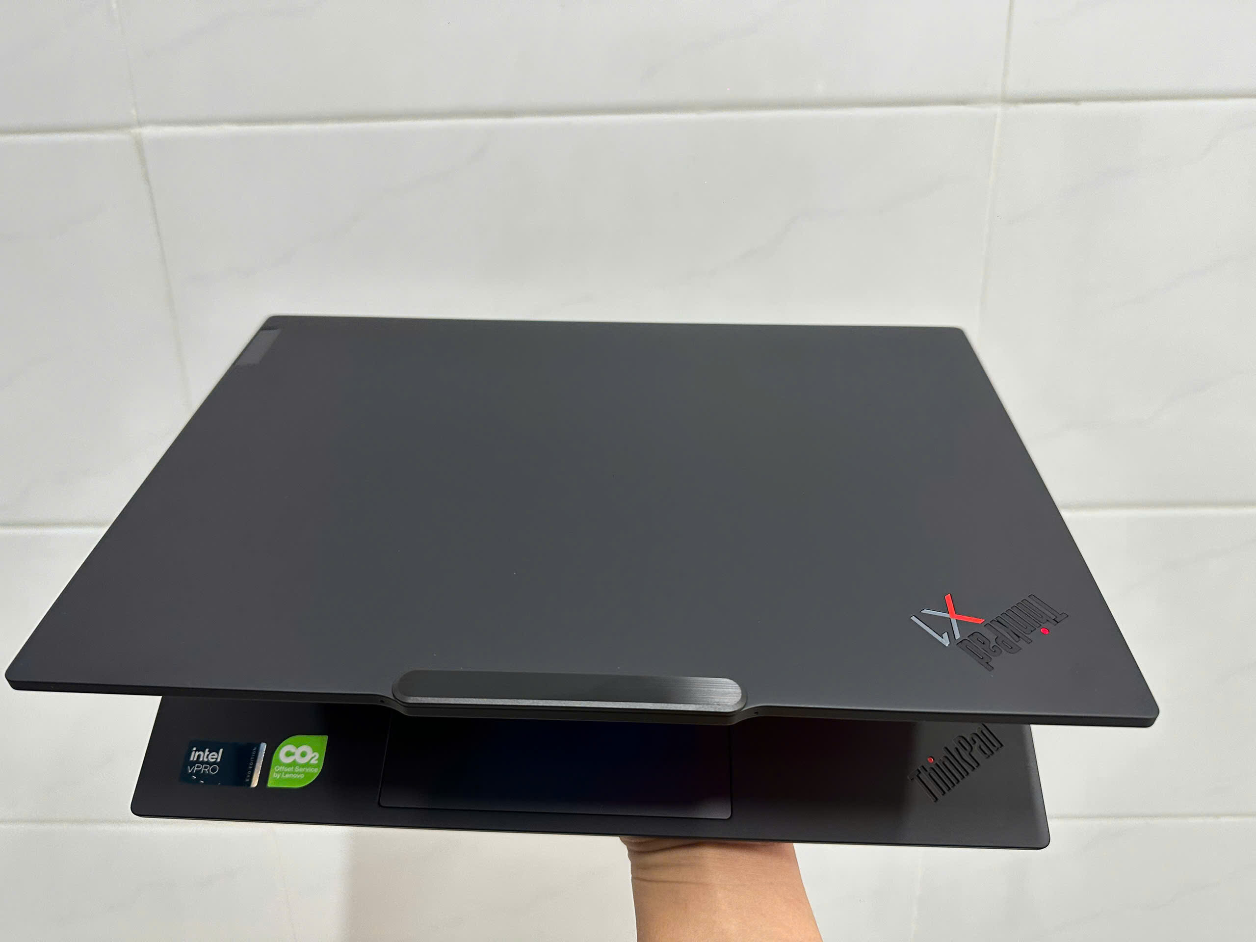 Thinkpad X1 Carbon Gen 12 Haptic 5