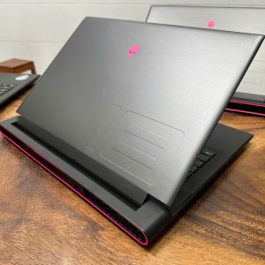 Dell Alienware M18 R1 Ryzen 9 1