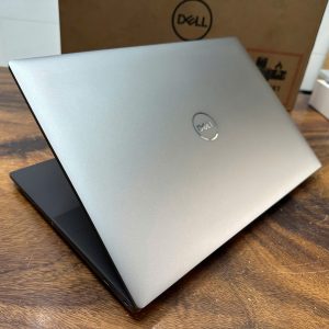 Dell Precision 5690 Oled Ultra 7 1