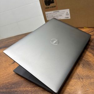 Dell Precision 5690 Ultra 7 Fhd 2