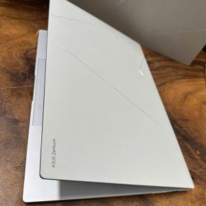Asus Zenbook S16 Um5606w 4