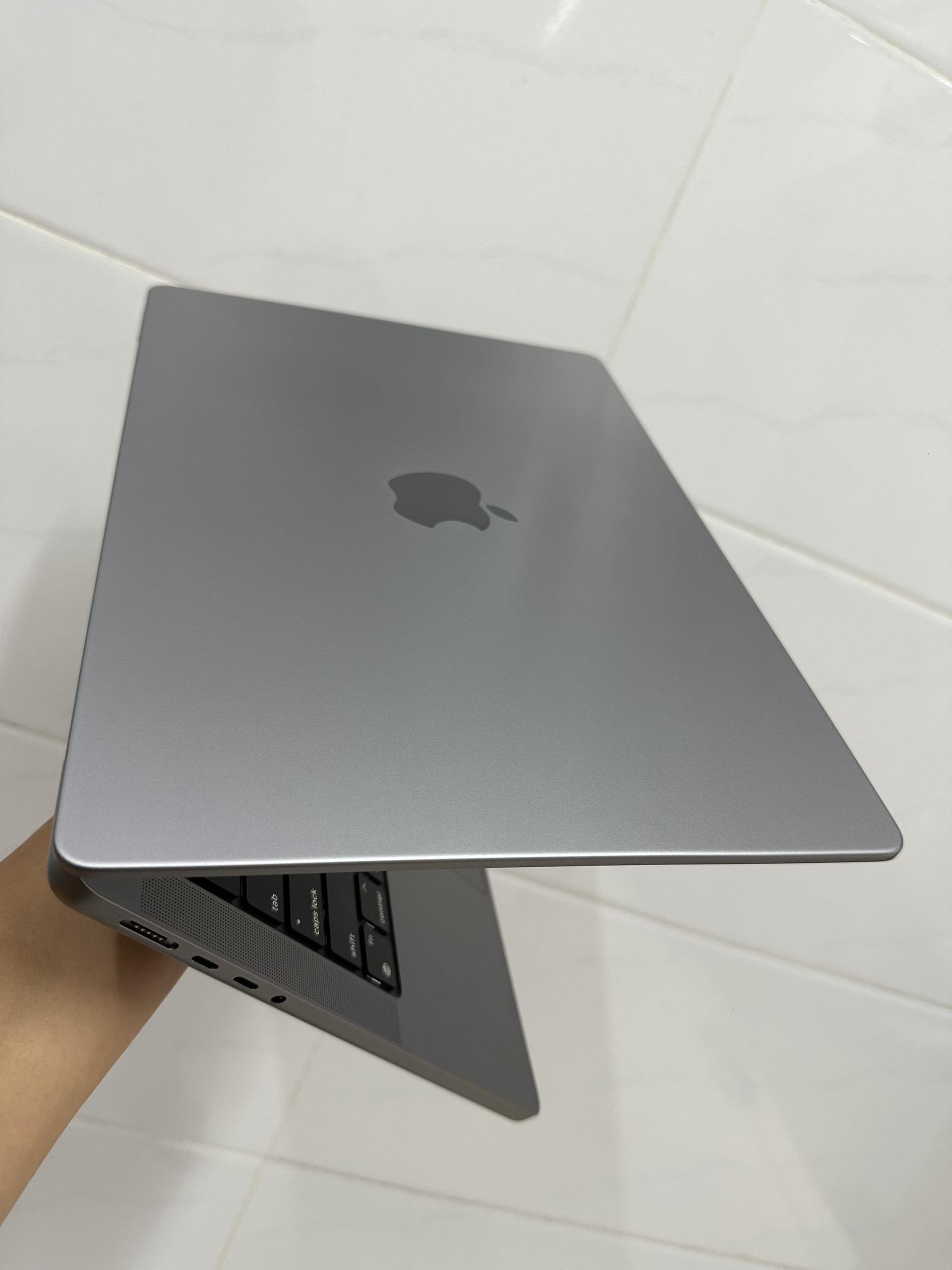 Macbook Pro 14in M1 Pro Grey 5