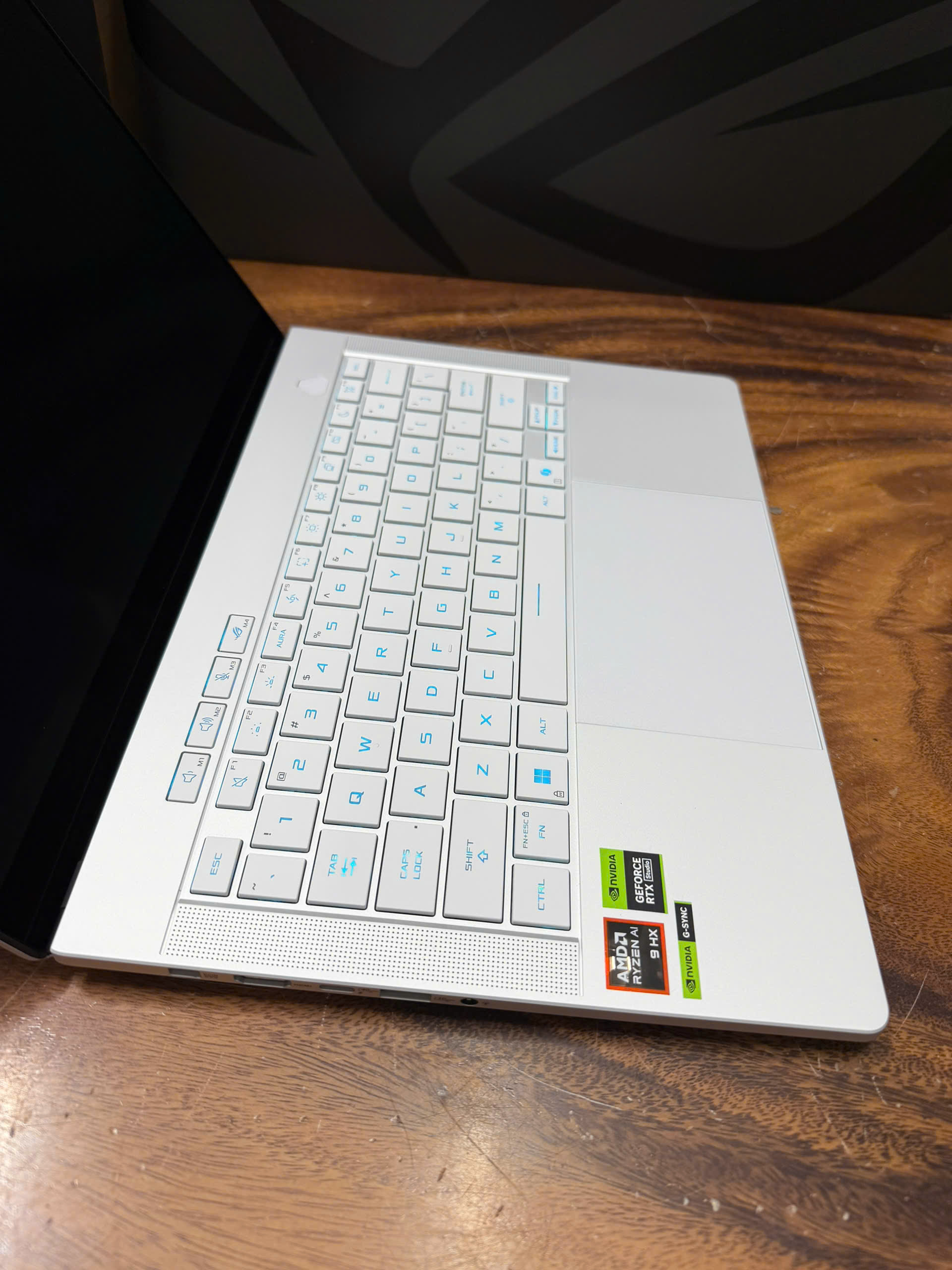 Asus Zephyrus G14 Ga403ww 10