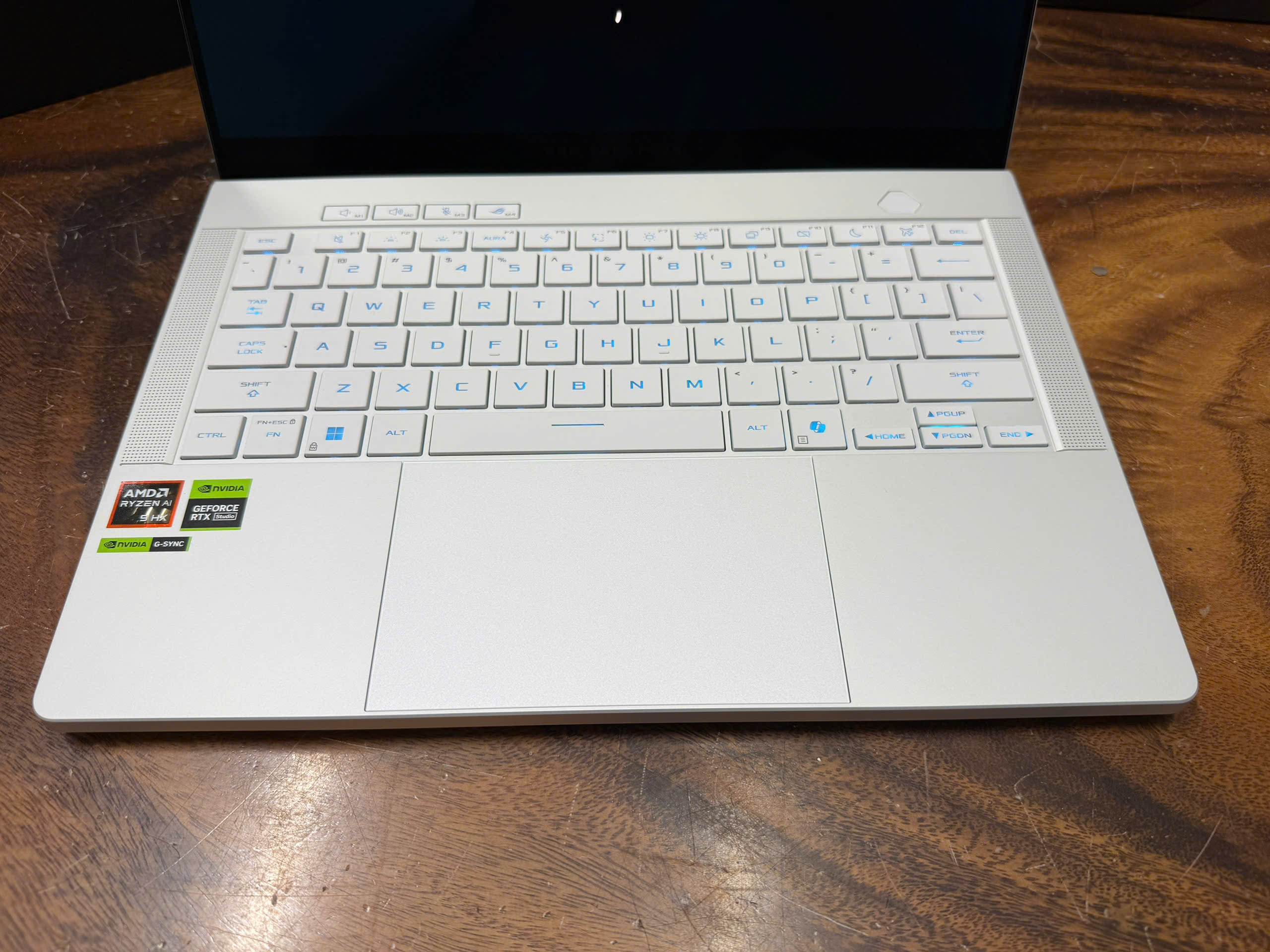 Asus Zephyrus G14 Ga403ww 11