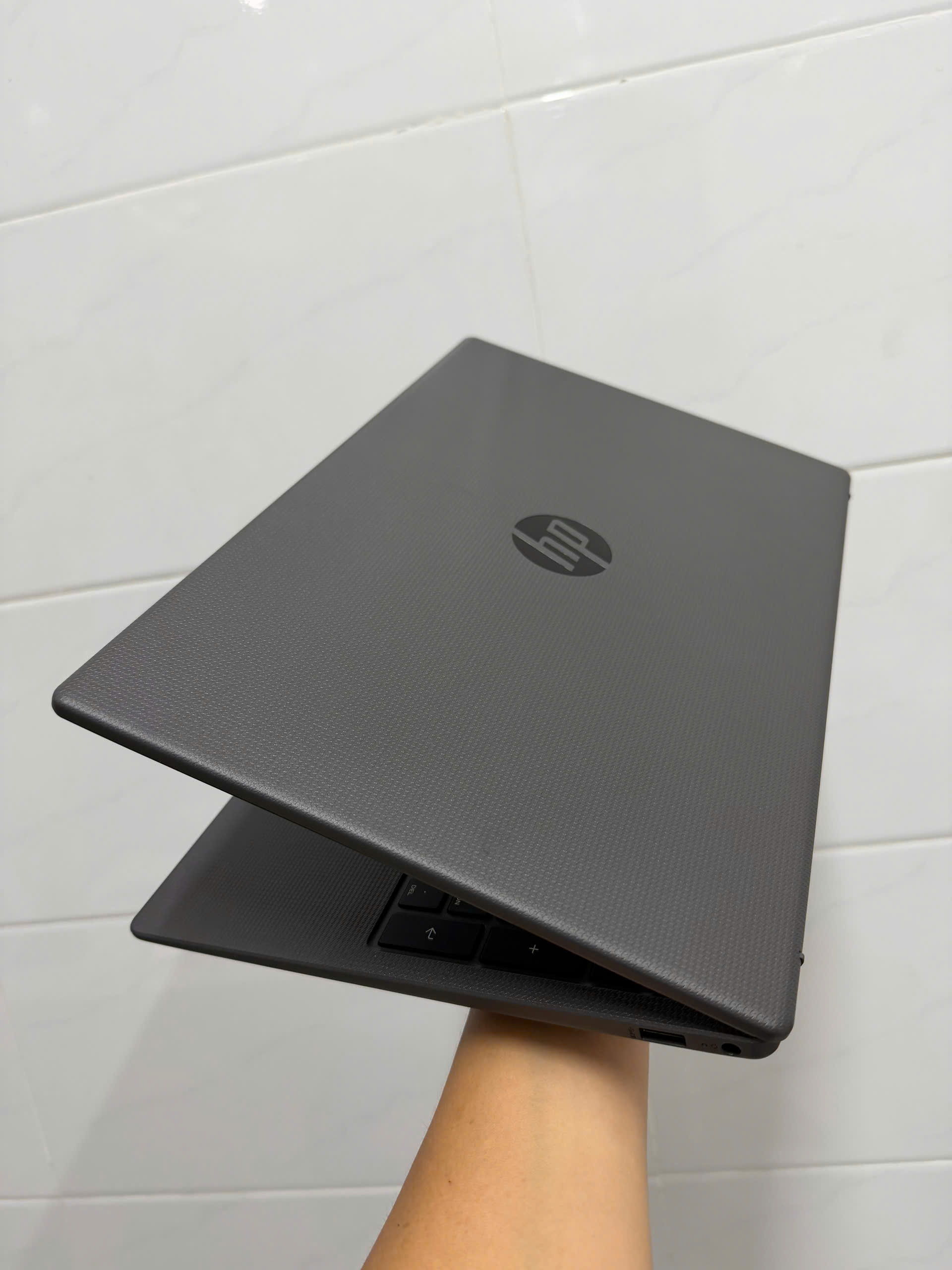 Hp 255 G10 Ryzen 3 1