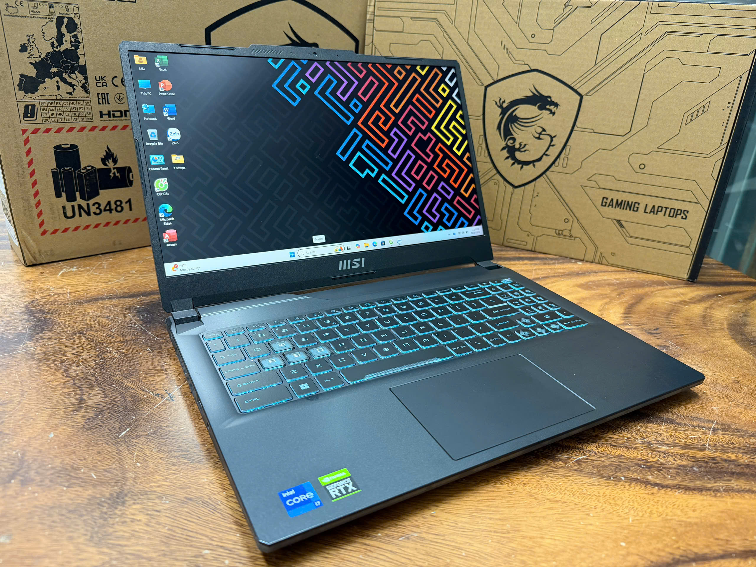 Msi Cyborg 15 A12vf Core I7 5