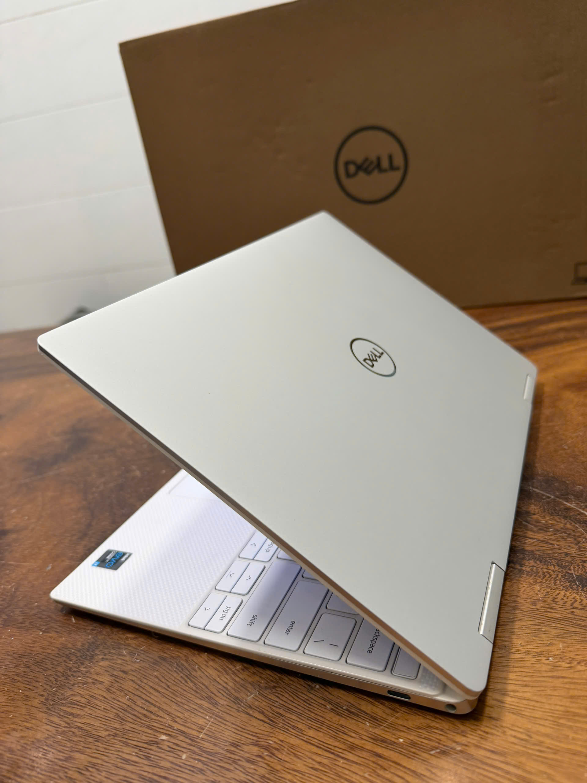 Dell Xps 9310 2in1 1