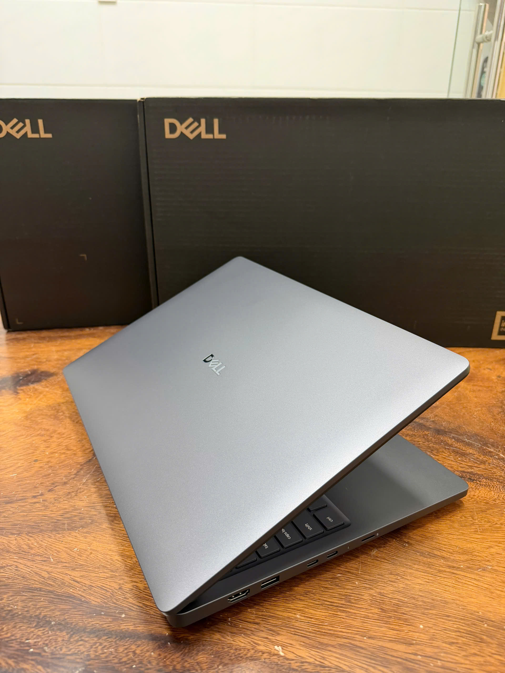 Dell Pro Max 16 Mc16250 Ultra 7 2